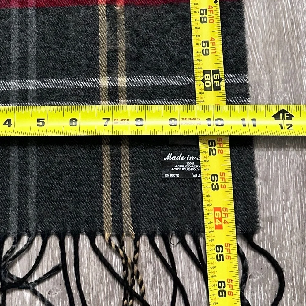 🧣 Unisex Cjon 100% Acrylic gray, red, white plaid scarf 64” long 21” wide